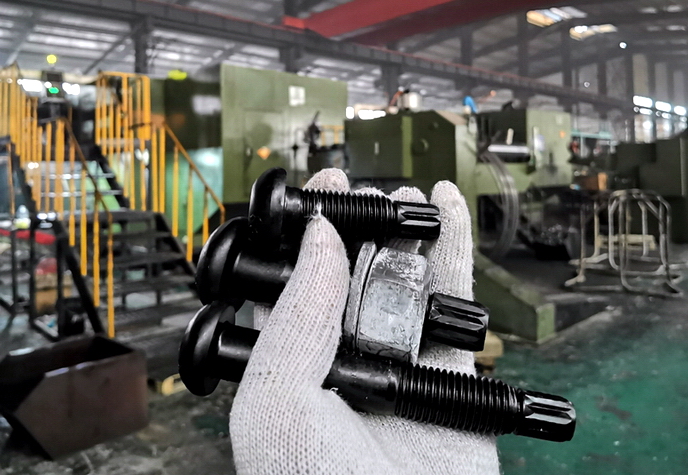  Hebei Zhuonaien Hardware Products Co., Ltd. focuses on the production and sales of fasteners such as tension control bolts, heavy hex head bolts, shear studs, anchor bolts, structural bolts, structural fasteners, steel structure bolts, foundation bolts, stud bolts, and drill tail screws.